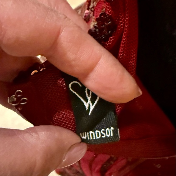 Windsor  Red Sequin Cocktail Dress - Picture 5 of 9